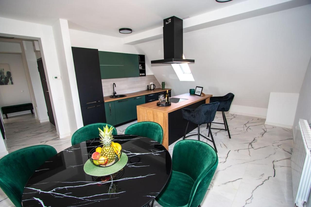Apartmani Kac Karlovac Zewnętrze zdjęcie