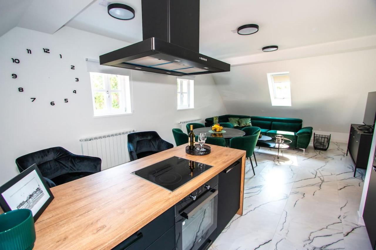 Apartmani Kac Karlovac Zewnętrze zdjęcie