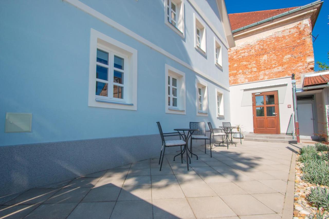 Apartmani Kac Karlovac Zewnętrze zdjęcie