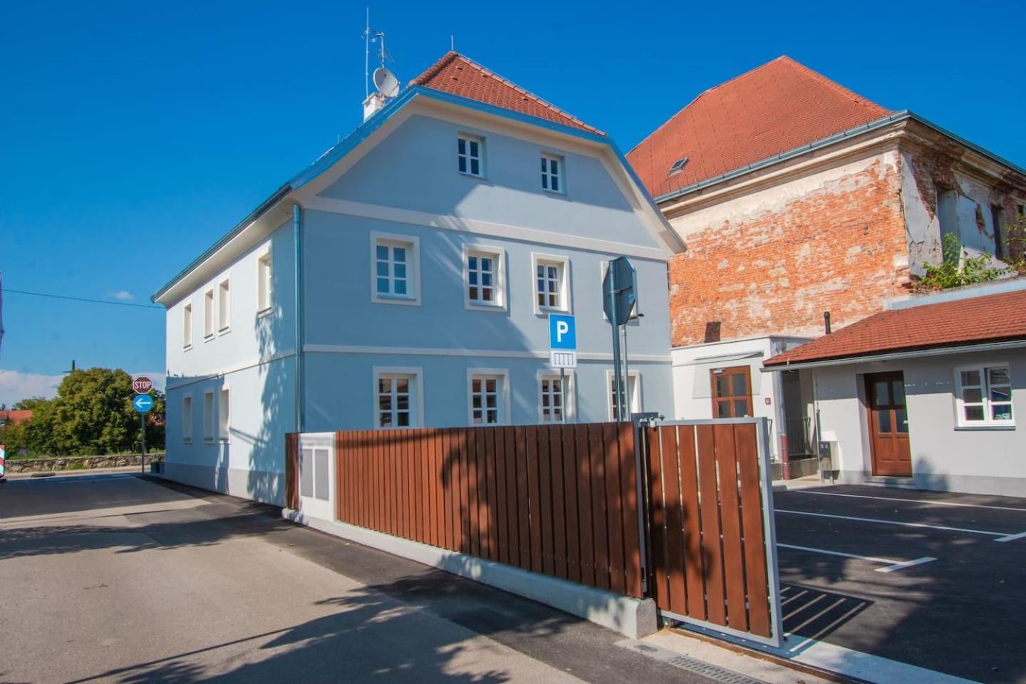 Apartmani Kac Karlovac Zewnętrze zdjęcie