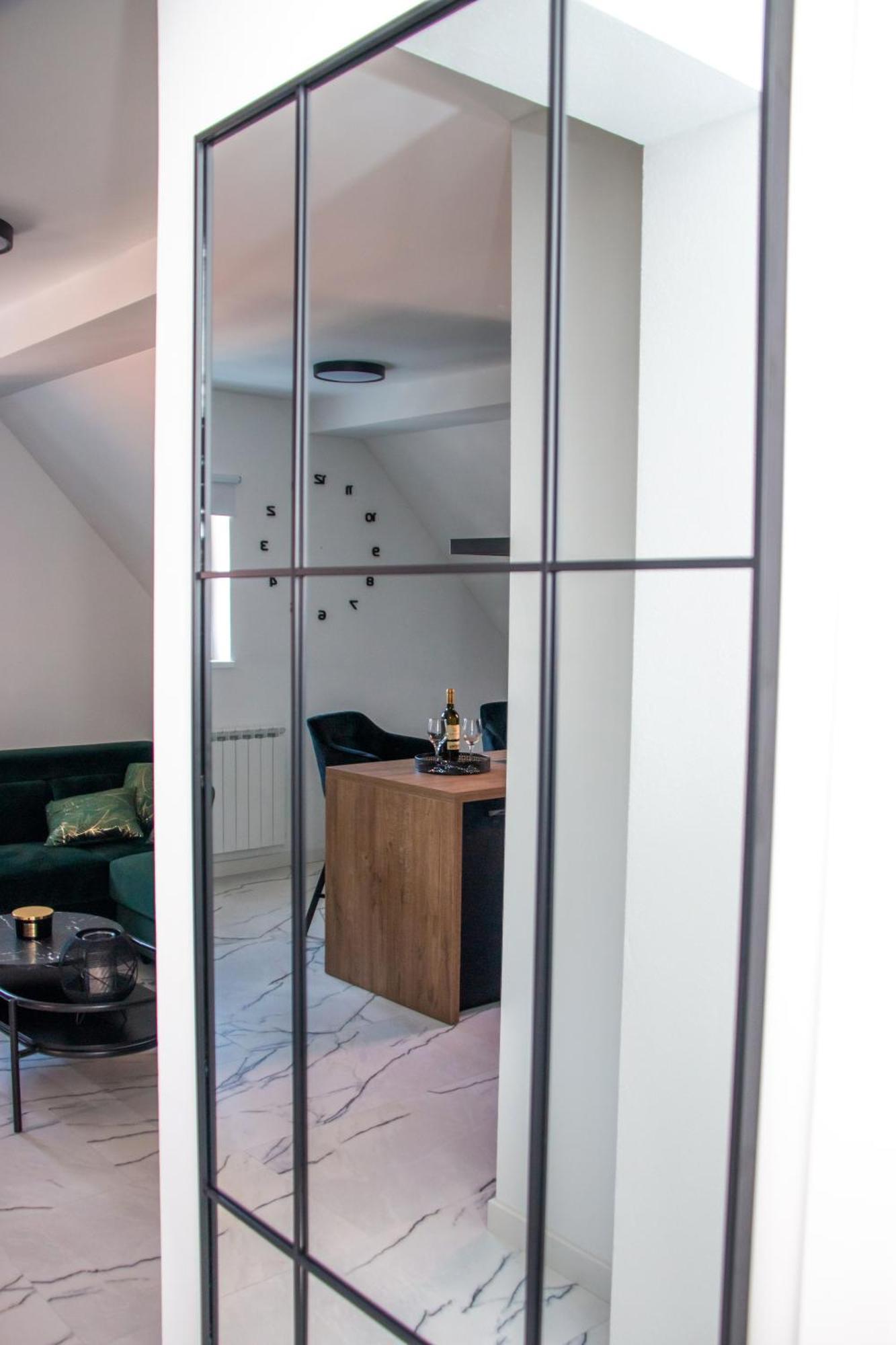 Apartmani Kac Karlovac Zewnętrze zdjęcie