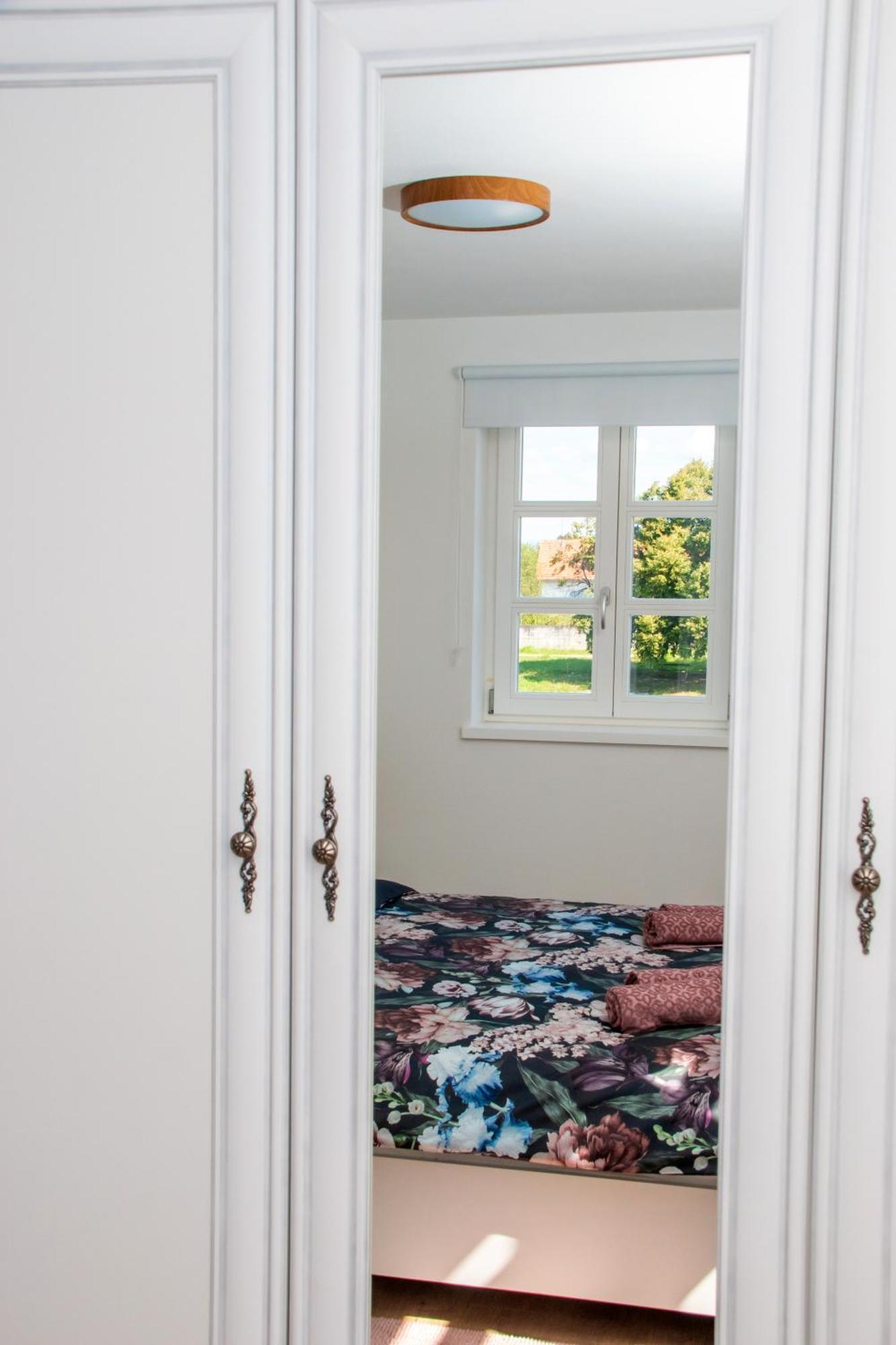 Apartmani Kac Karlovac Zewnętrze zdjęcie