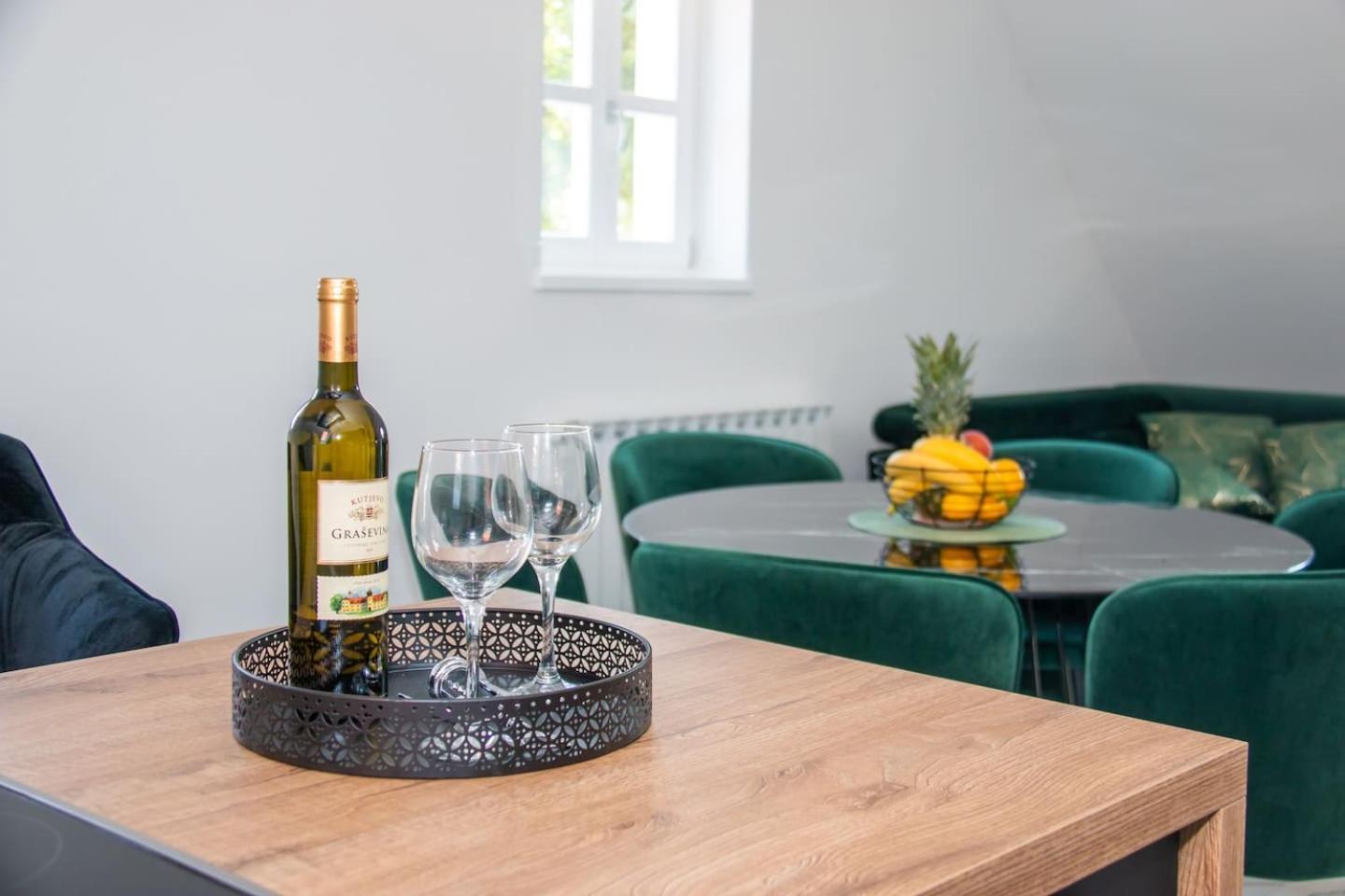 Apartmani Kac Karlovac Zewnętrze zdjęcie